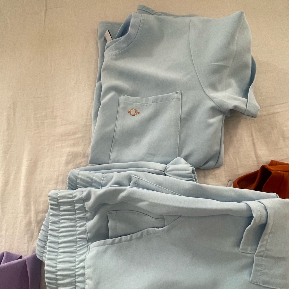 Luna scrubs XXS/XXXS sets
